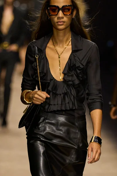 Look 21